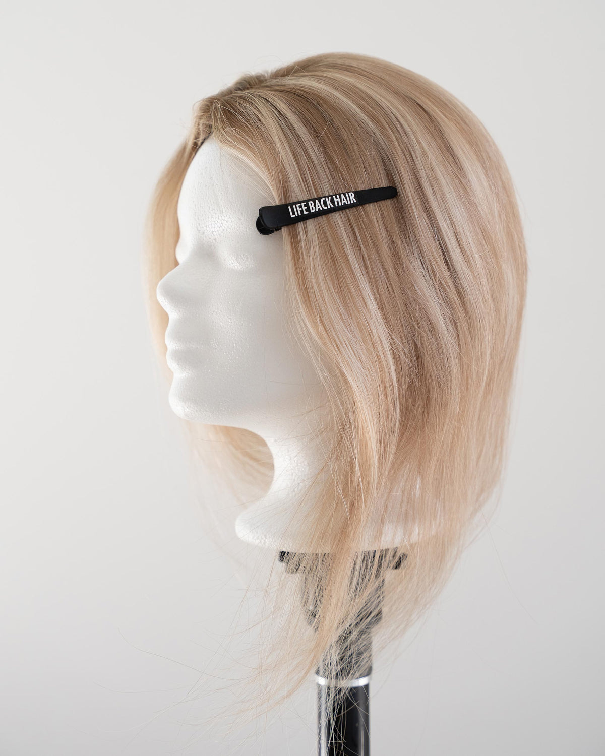 Lace Closure, getragen auf Kopfmodell, Gesamtansicht – Vanilla Beige
