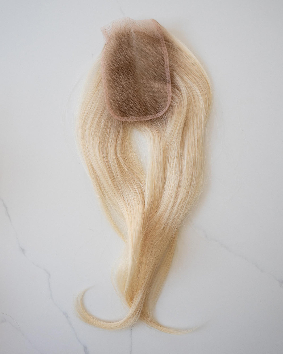 Lace Closure, Nahaufnahme der Spitzenbasis von vorne – Vanilla Pearl Blonde
