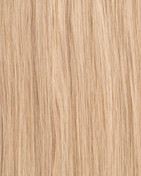 Premium Weft, Makroaufnahme der Farbstruktur – Champagne Blonde